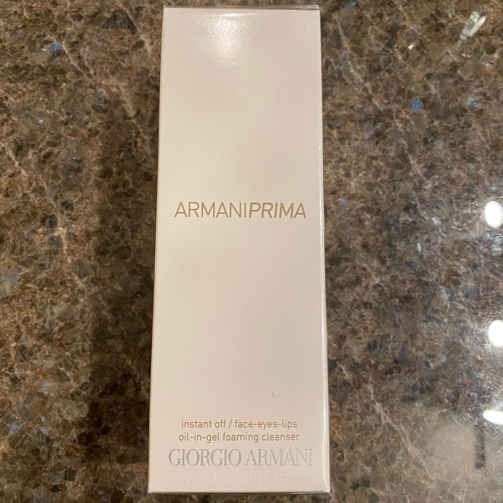 Giorgio Armani Prima Instant Off